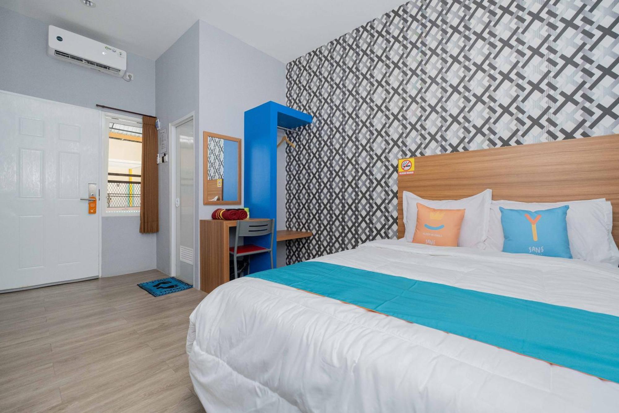 Sans Wm Hotel Blitar Exteriér fotografie