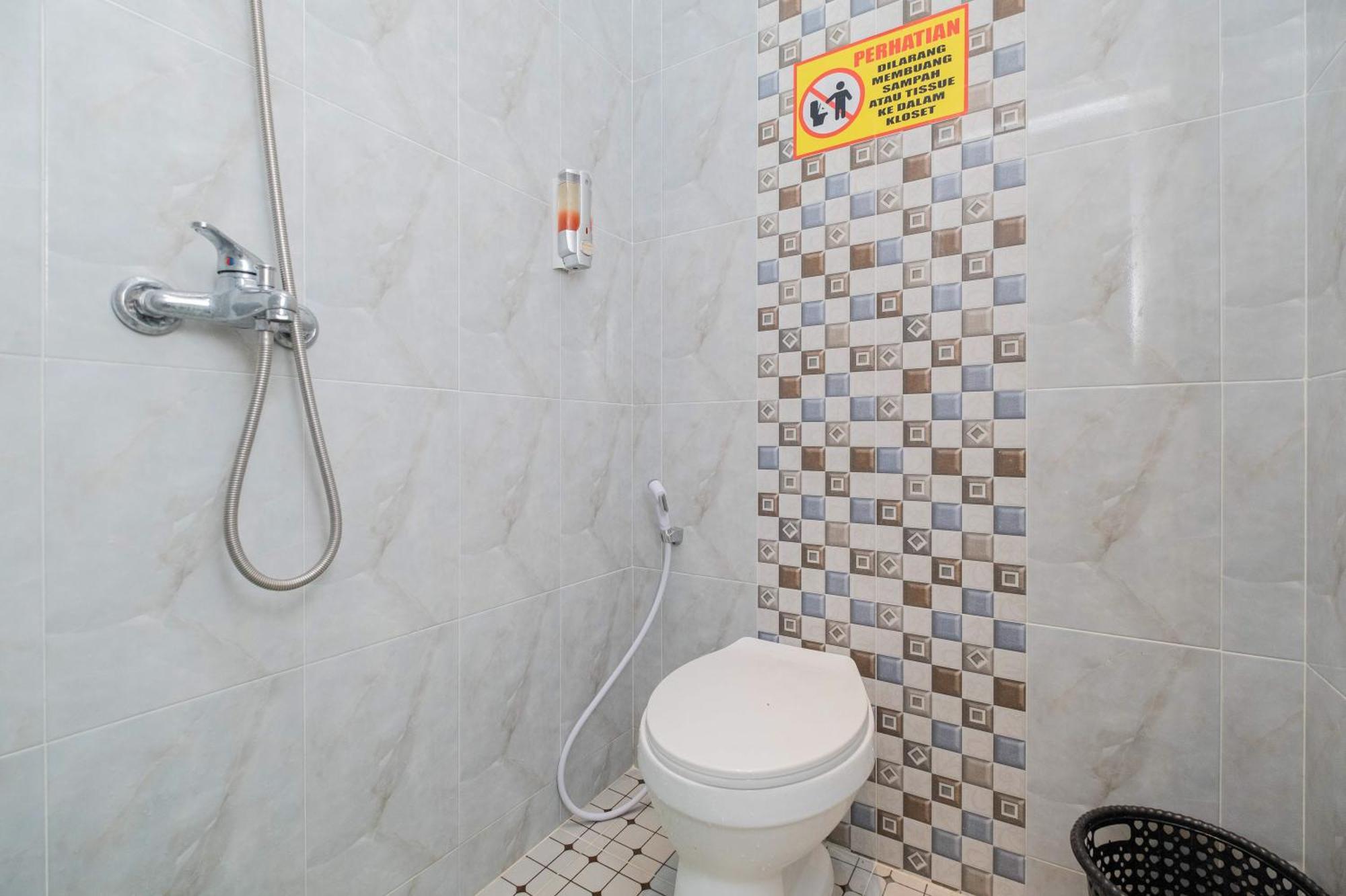 Sans Wm Hotel Blitar Exteriér fotografie