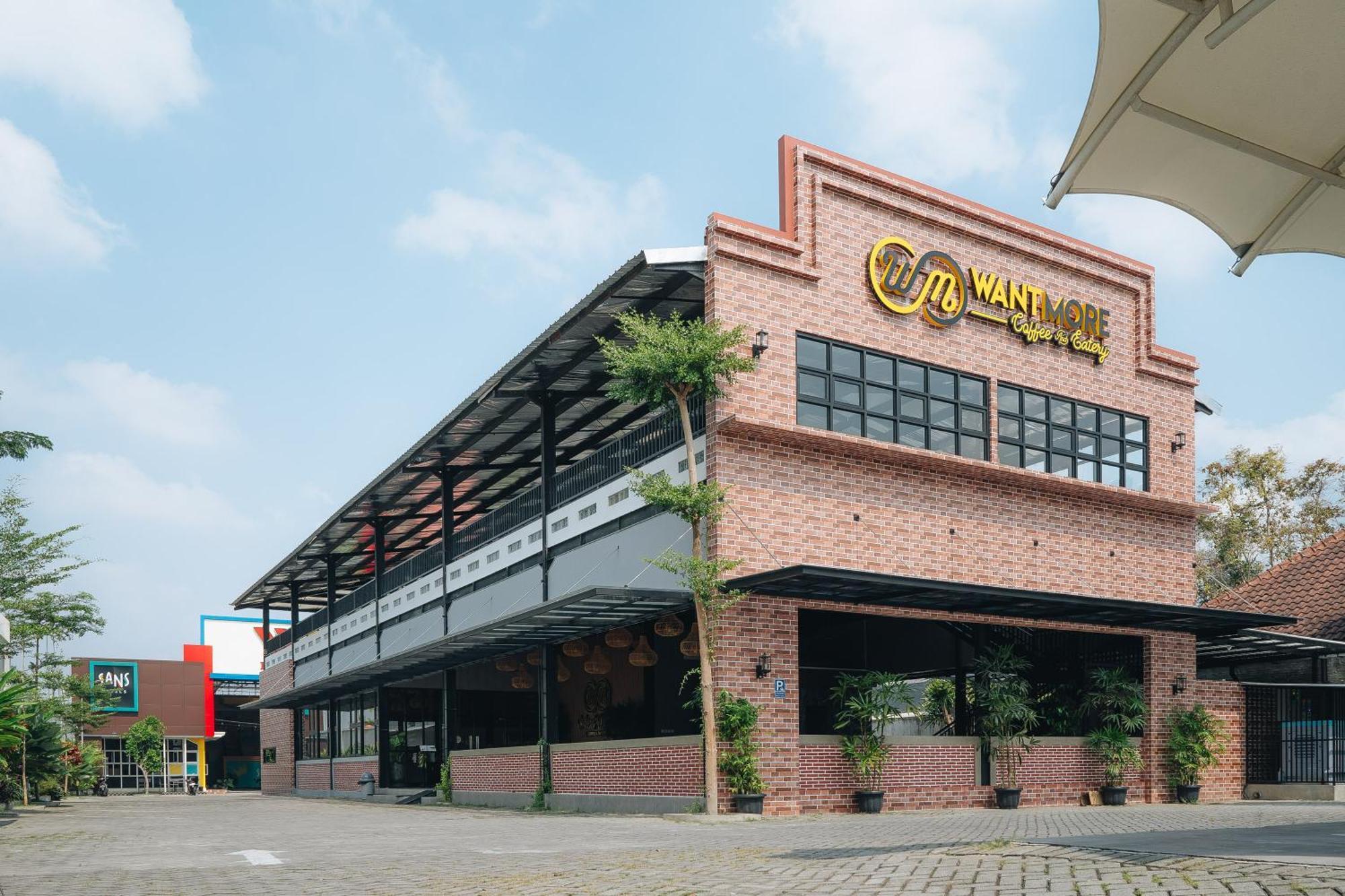 Sans Wm Hotel Blitar Exteriér fotografie
